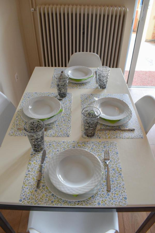 לריסה Nikis Apartment מראה חיצוני תמונה